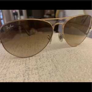 Ray-Ban Aviator Sunglasses